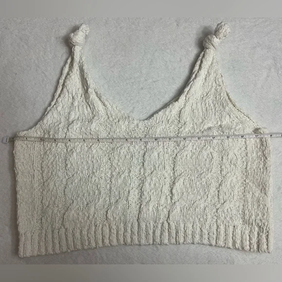 Show Me Your Mumu cream cable knit Trinity tank top sz medium versatile crop - Picture 4 of 7
